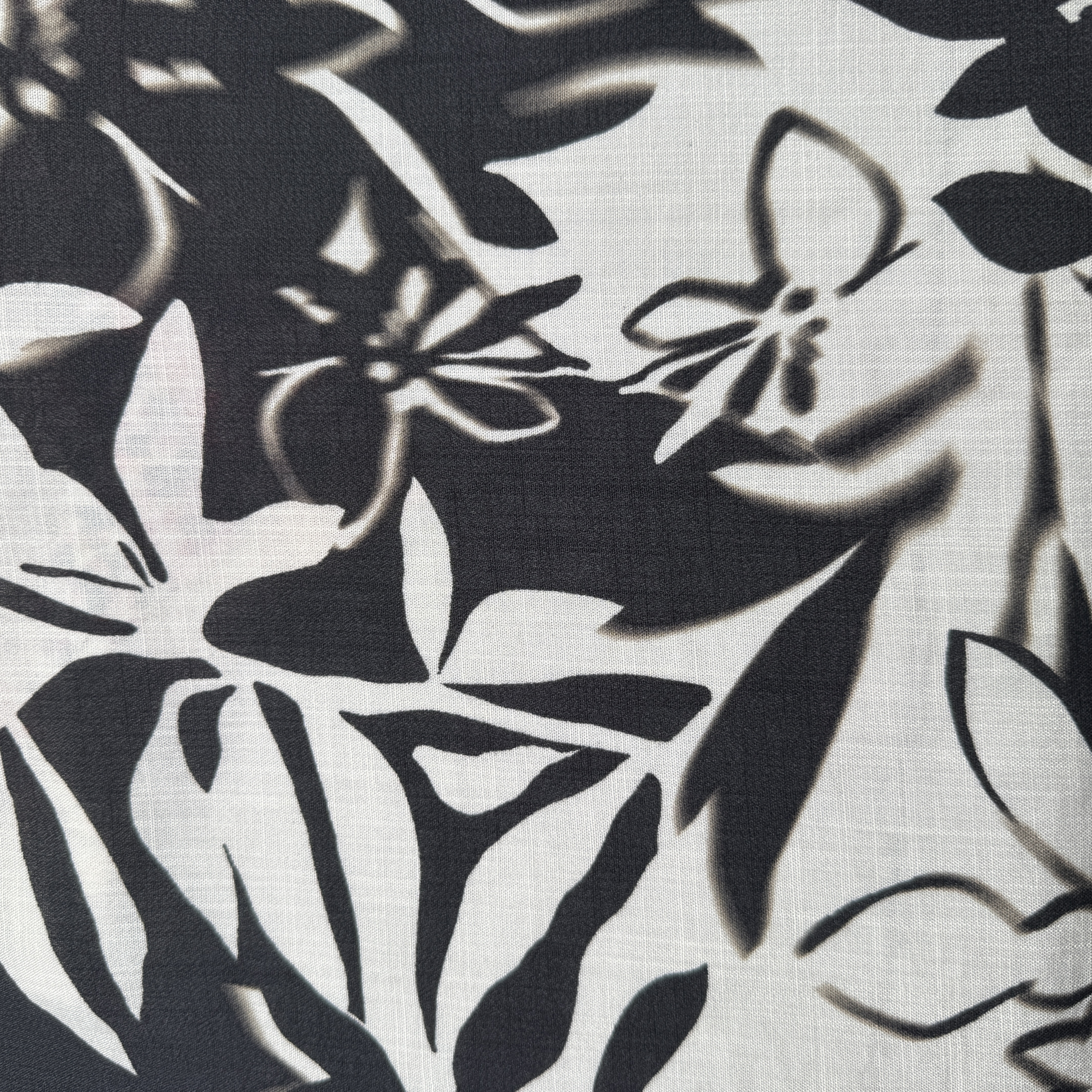 SY-GA0137 78% Rayon 22% Nylon 40S Double Covered Slub Linen-Like Fabric, 130g/m², 55/56" Width