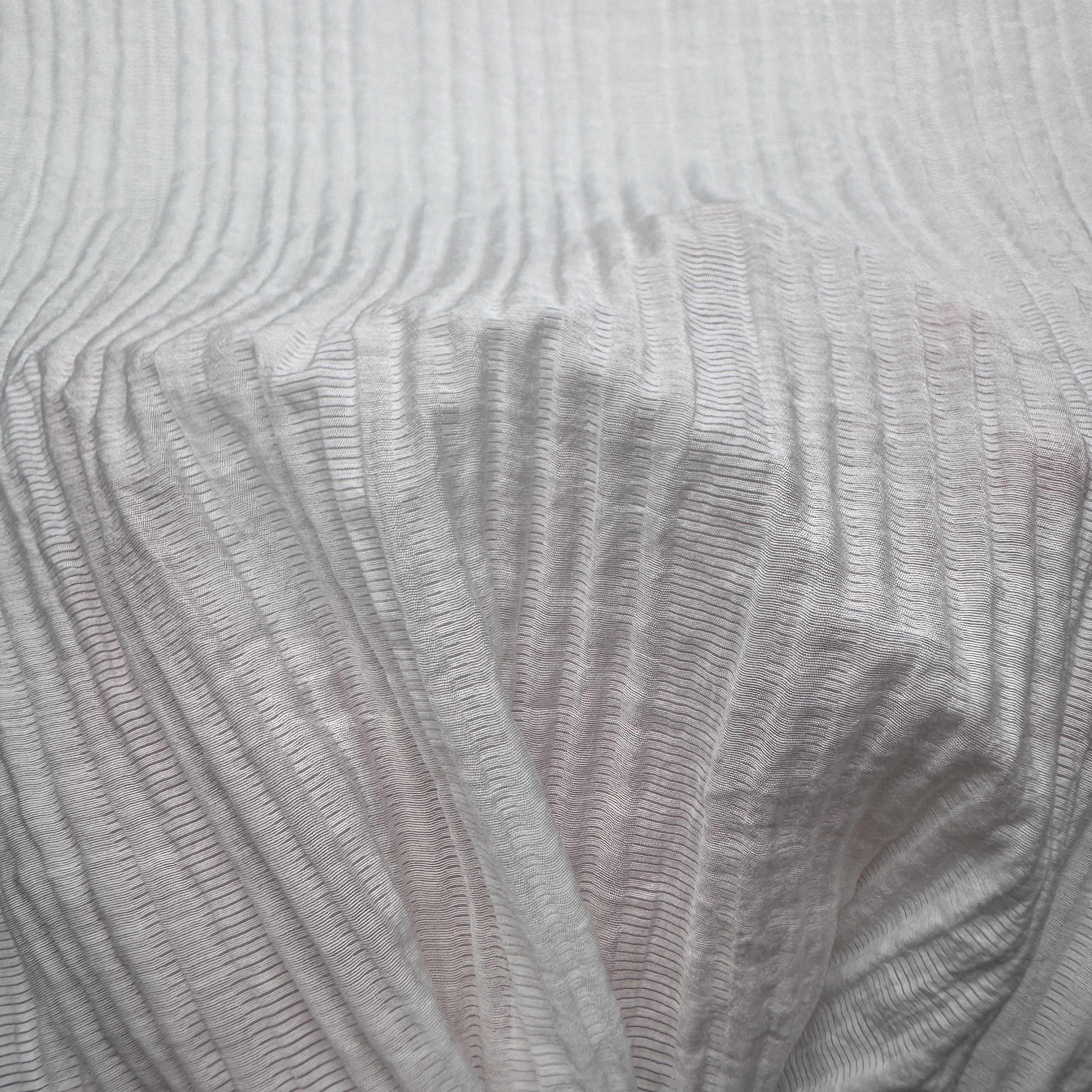 SY-GA0089 75% Rayon 25% Nylon Monofilament Rayon Dragon Phoenix Stripe Fabric, 68g/m², 55/56" Width