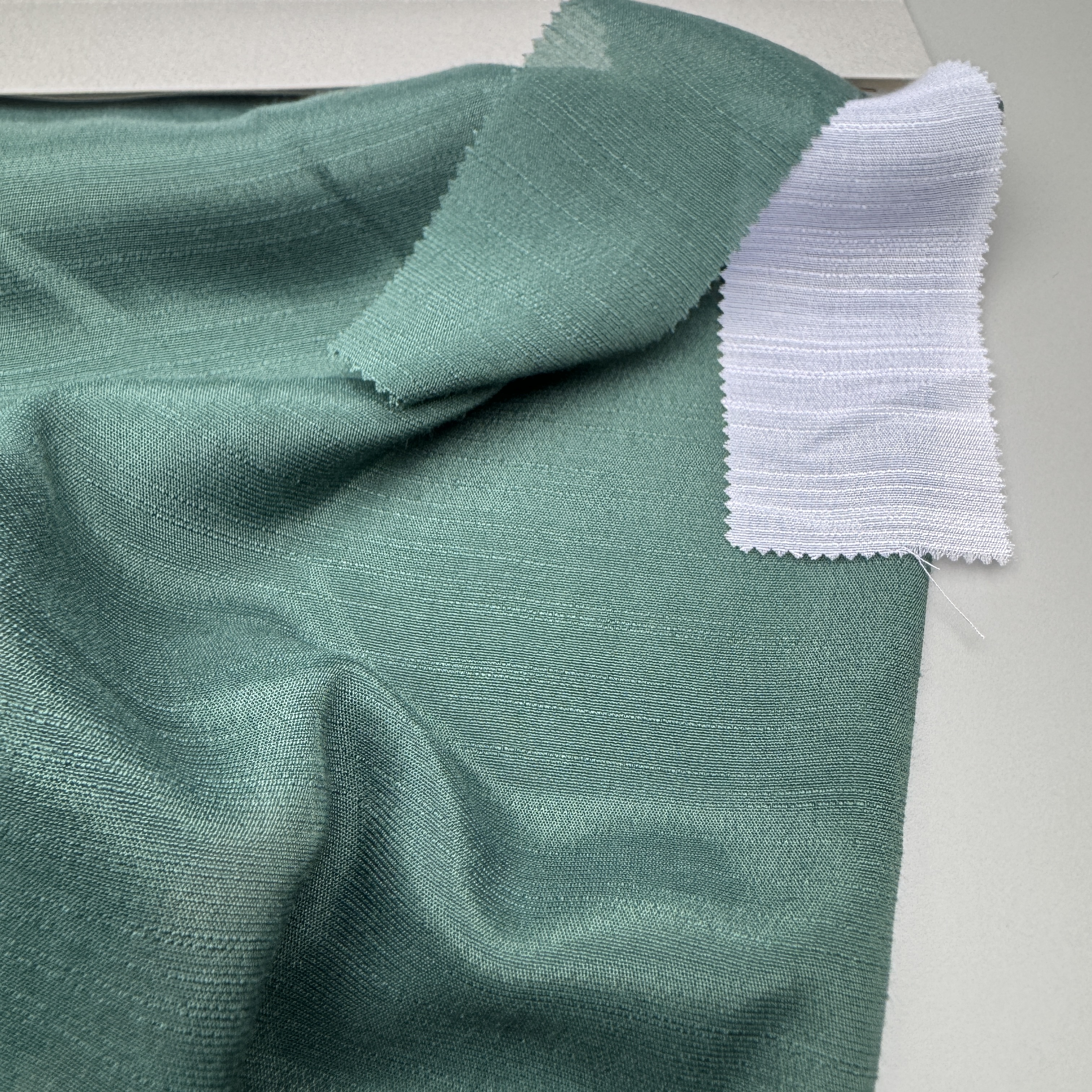SY-GB0186 60% Rayon 40% Polyester TR Linen-Like Slub Fabric, 75g/m², 55/56" Width