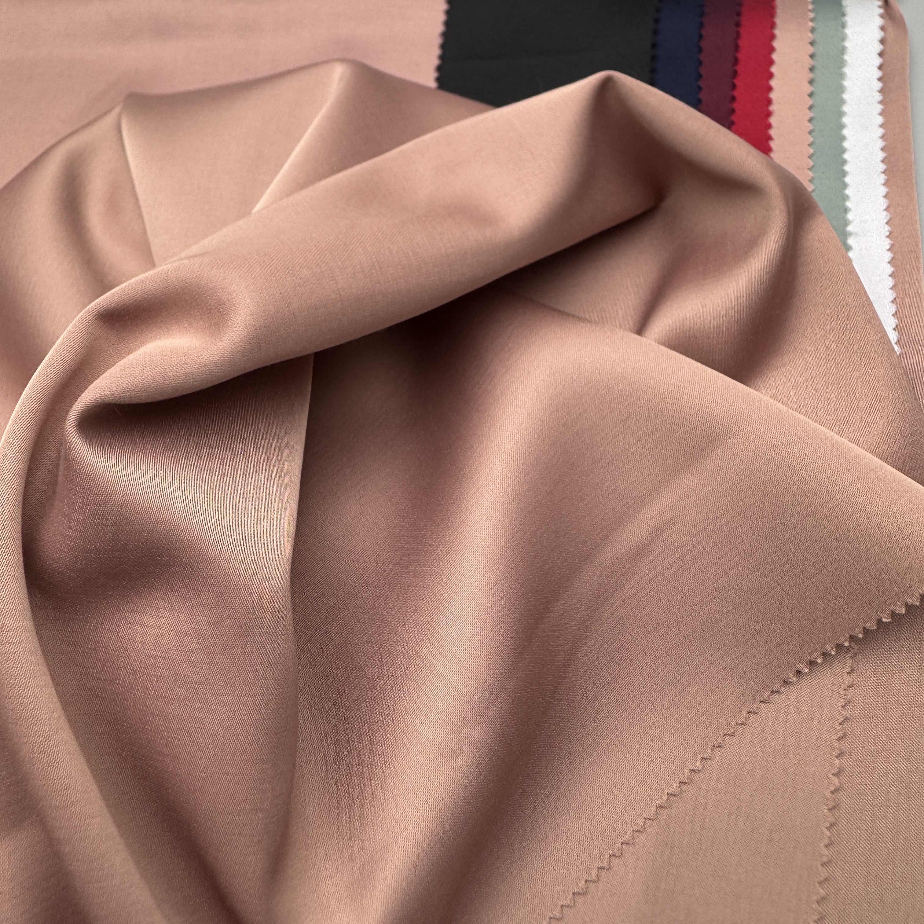 SY-GB0117 55% Polyester 45% Rayon Acetate-Like Polyester Rayon Fabric, 165g/m², 56/57" Width